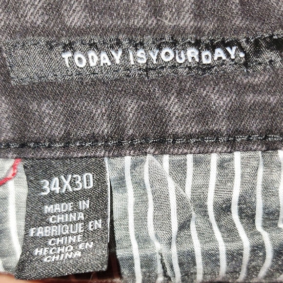 Kenneth Cole Men's Black Skinny Jeans - Picture 5 of 7